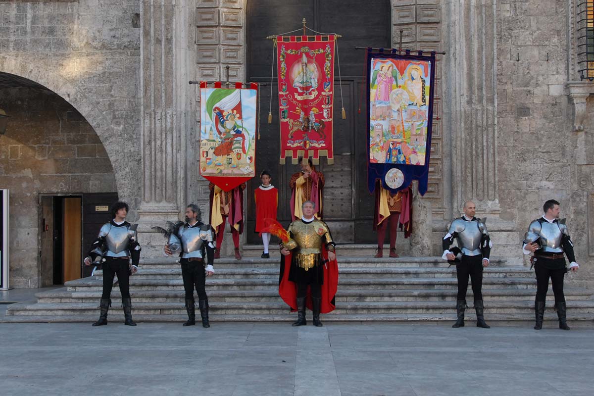 Pierluigi Pavoni realizzerà il Palio della Giostra di luglio