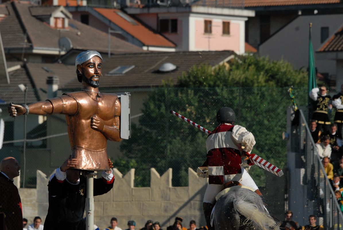 Sabato e domenica i cavalieri giostranti tornano in pista