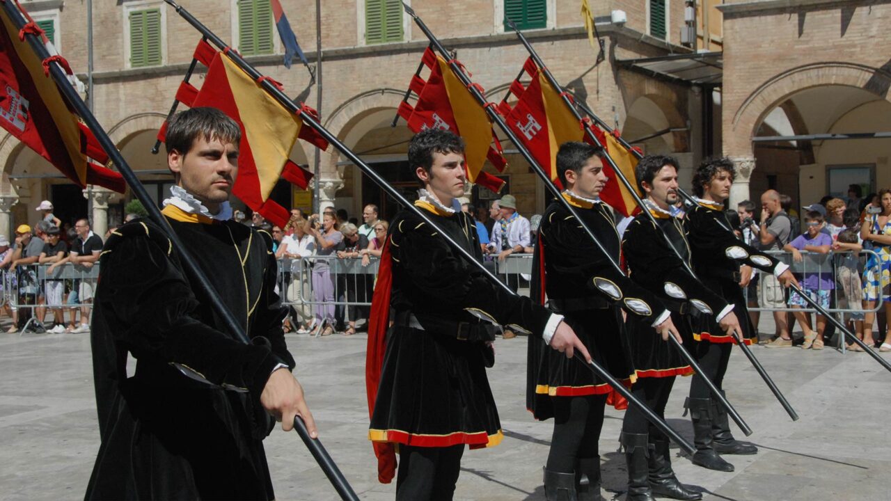 testata-corteo2
